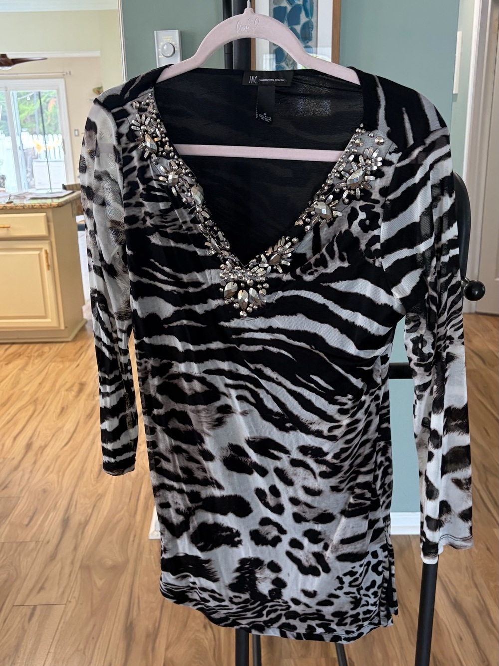 INC International Concepts Black & White Embellished V-Neck Long Sleeve Dress